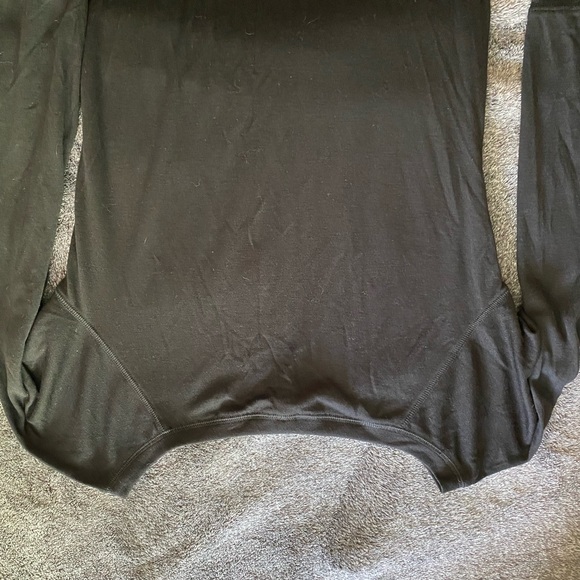 Black Form Fitting Off the Shoulder Dress - Picture 3 of 4